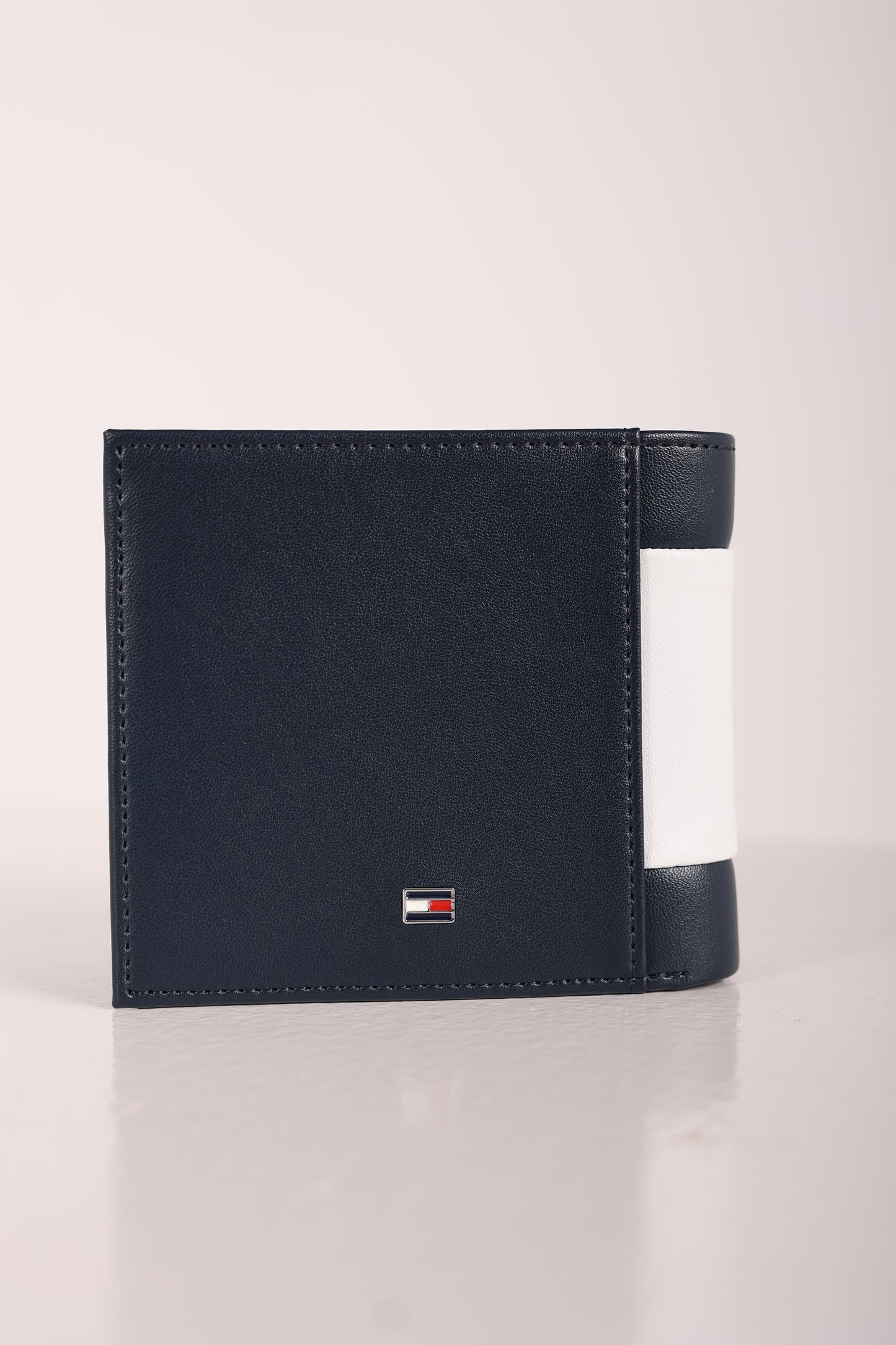 Tommy Hilfiger Leather Wallet