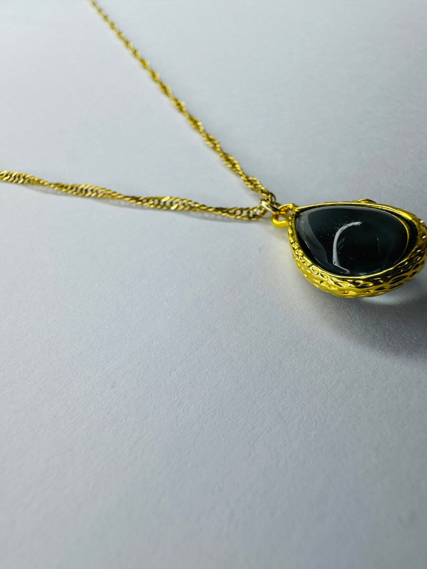 Rope Gold chain Necklace with Olive Green Stone Pendant