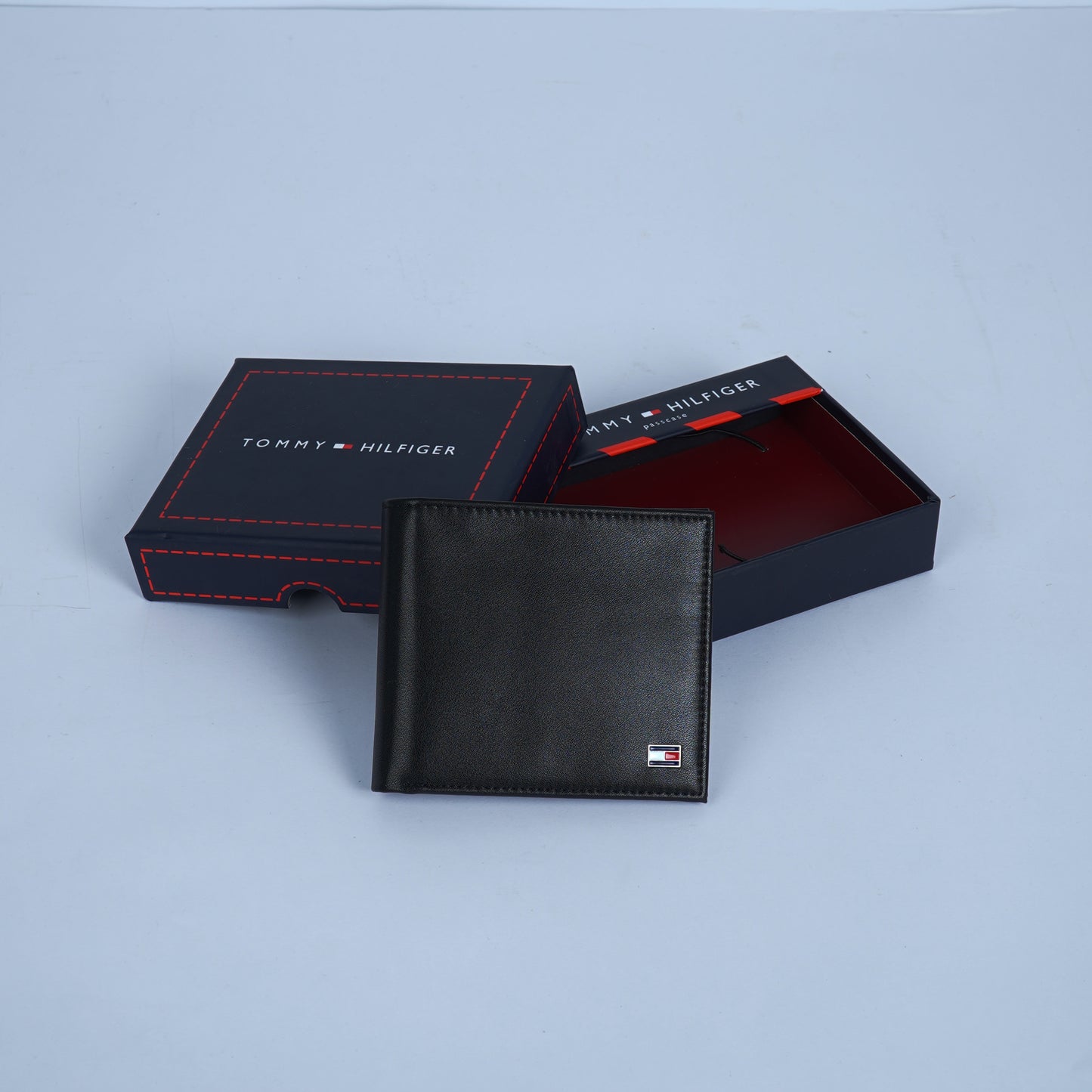 Tommy Hilfiger Leather Wallet