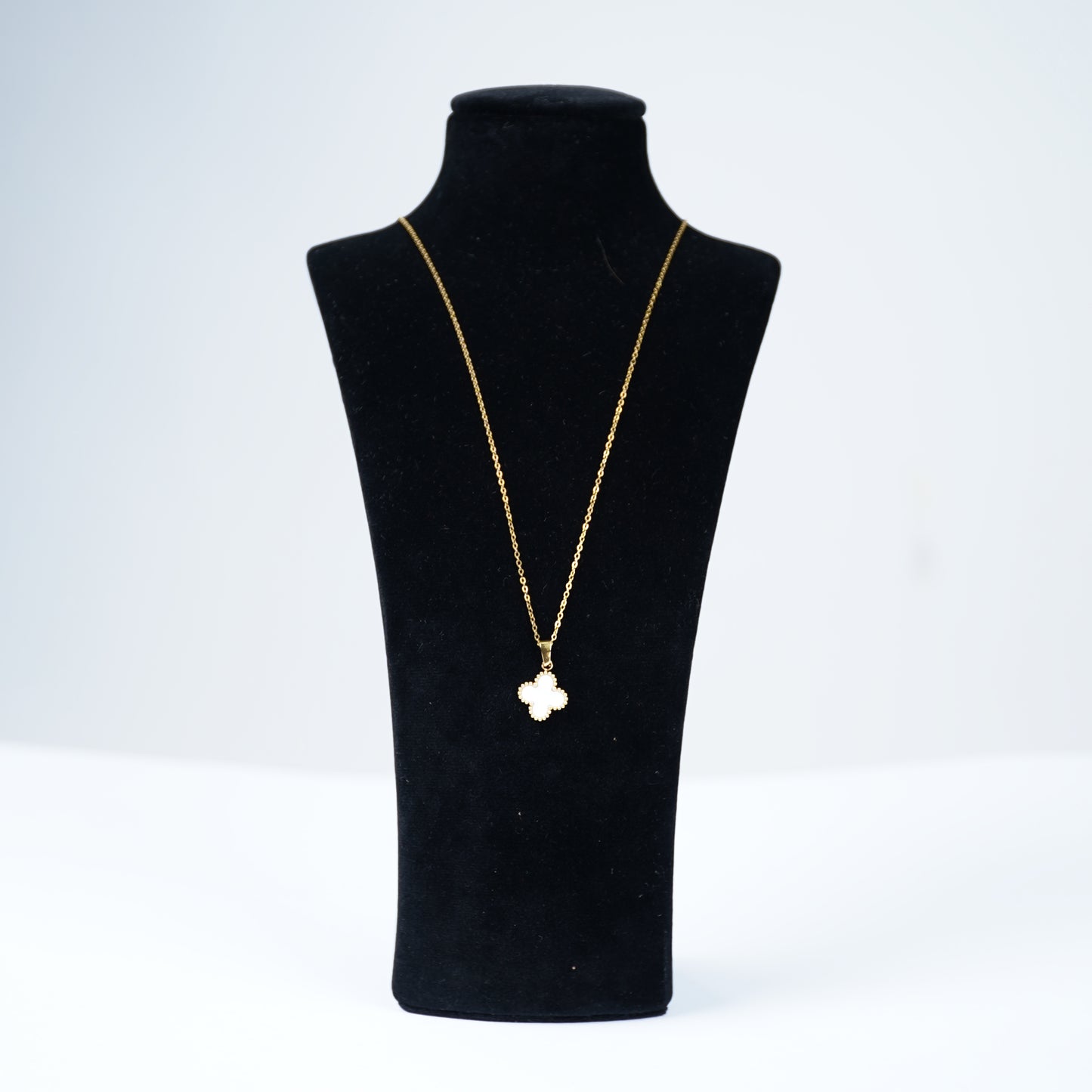 Satellite Gold Necklace with White Van Cleef Pendent